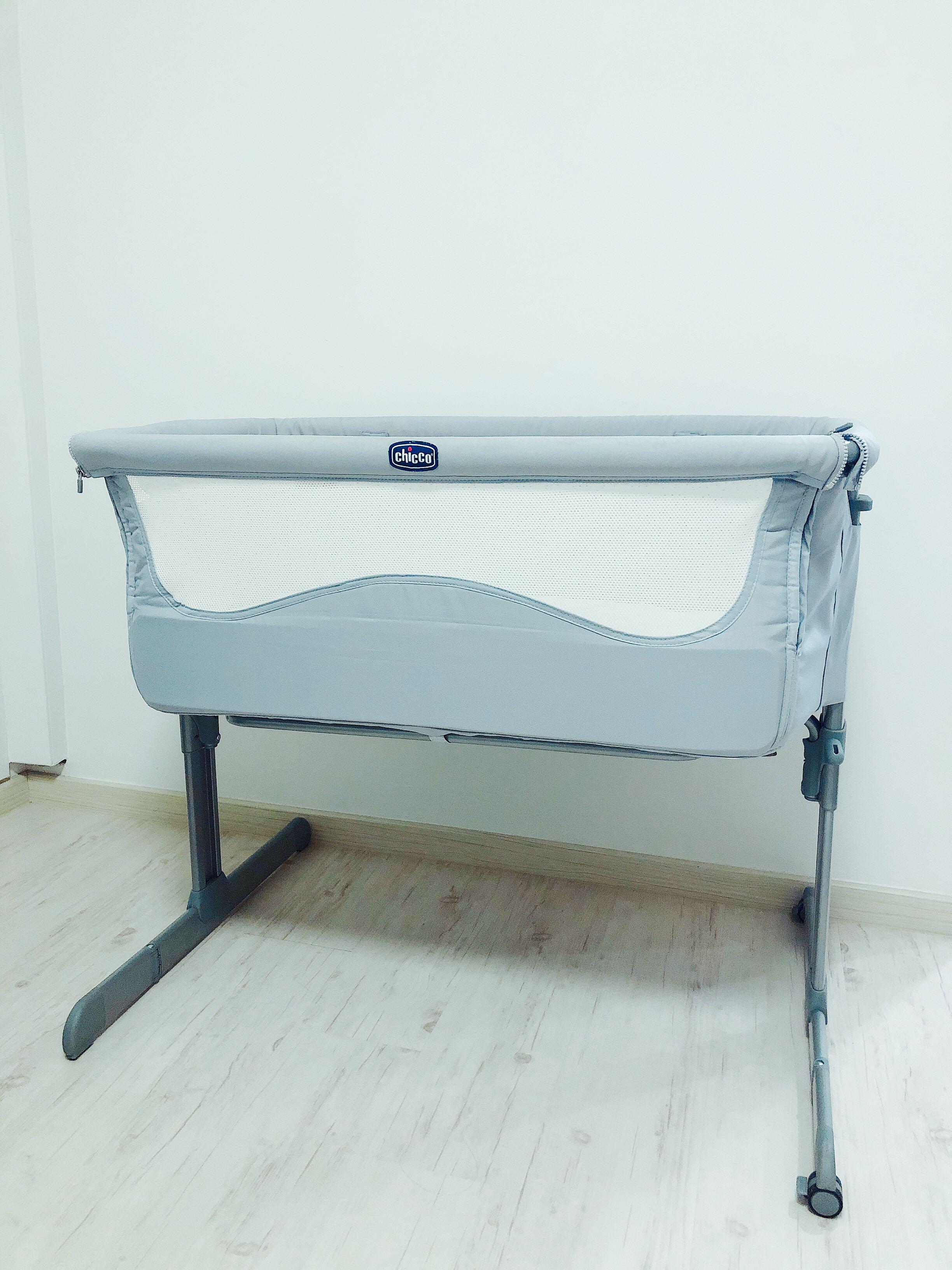 chicco next to me sand