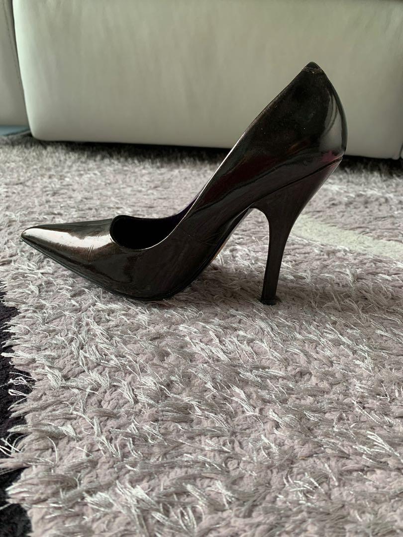 Classy black Aldo high heel shoes almost brand new wear once