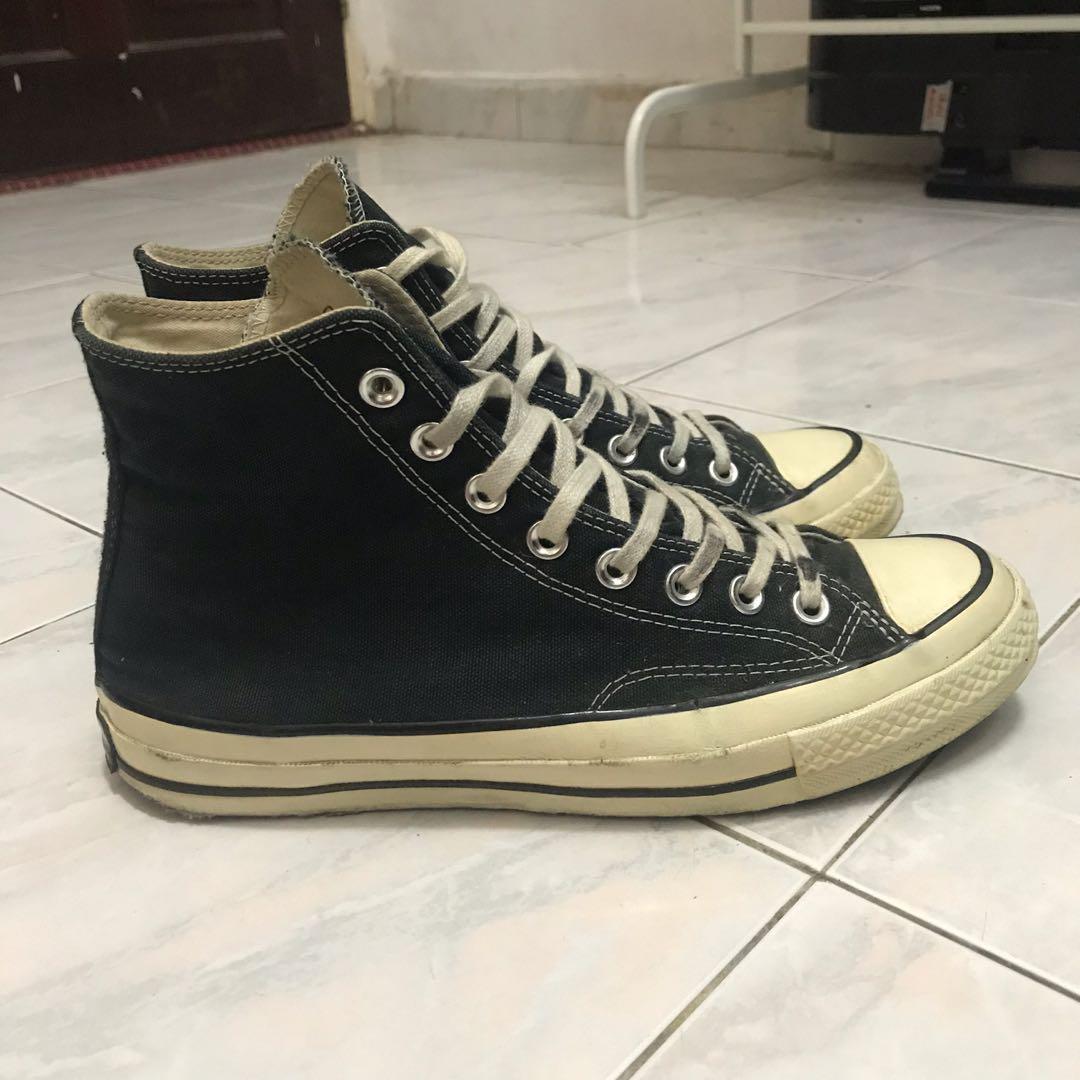 black label converse