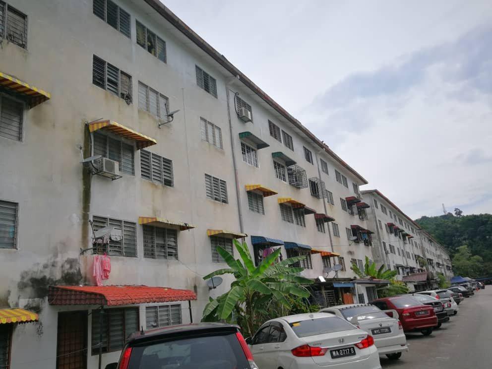 Flat Taman Desa Baiduri Cheras Selangor Below Market Property For Sale On Carousell