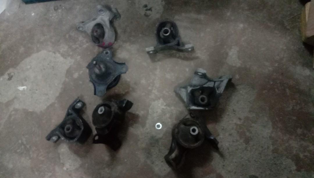 Honda eS 1.7 dc5 typeS Mounting engine, Auto Accessories on Carousell