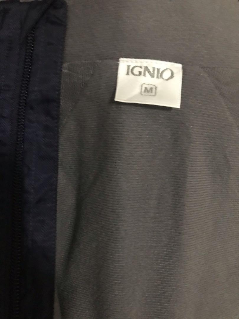 IGNIO Windbreaker, Men's Fashion, Coats, Jackets and Outerwear on Carousell