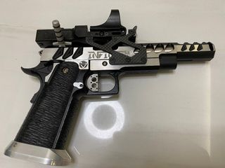 （分類：）位於 。 由 yuwingho 提交（商品編號 1035287357，圖片 1）。簡介： 。
