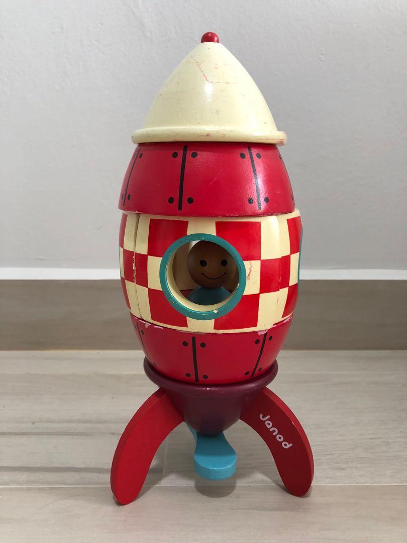 magnetic rocket toy