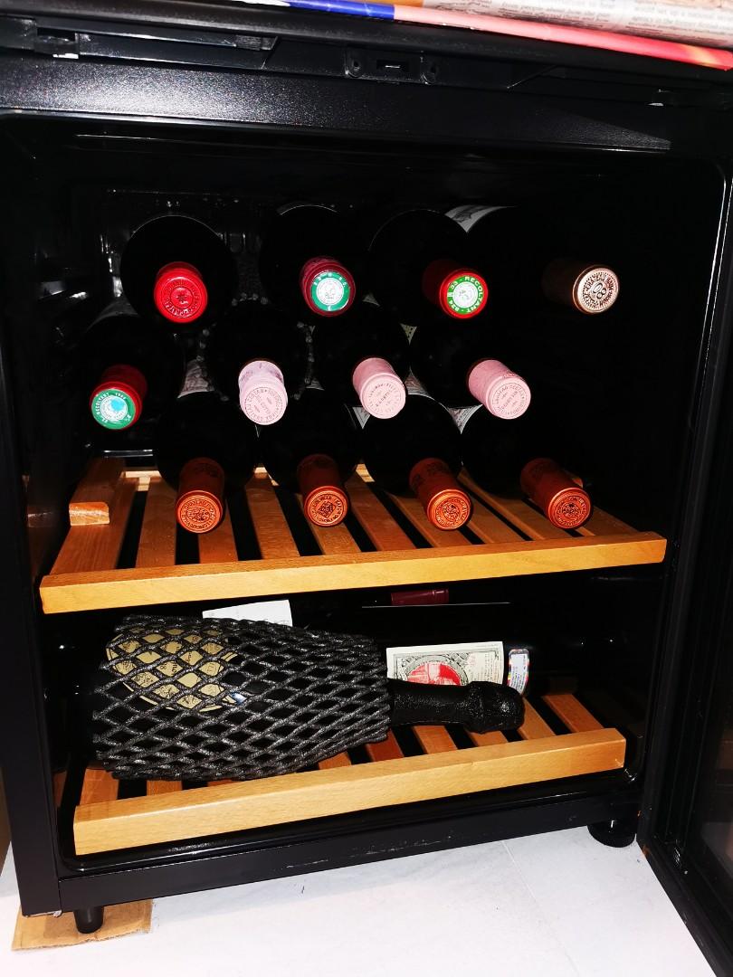 Kadeka 15bottle wine chiller, TV & Home Appliances, Kitchen Appliances