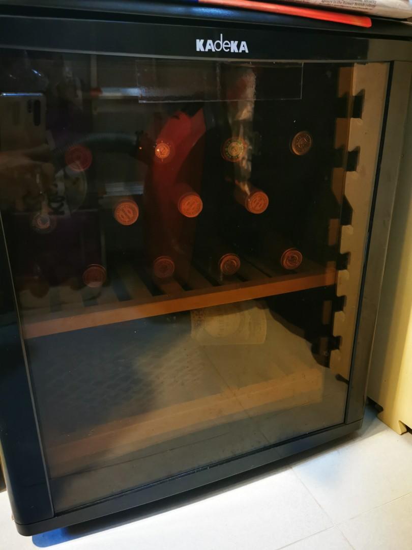 Kadeka 15bottle wine chiller, TV & Home Appliances, Kitchen Appliances