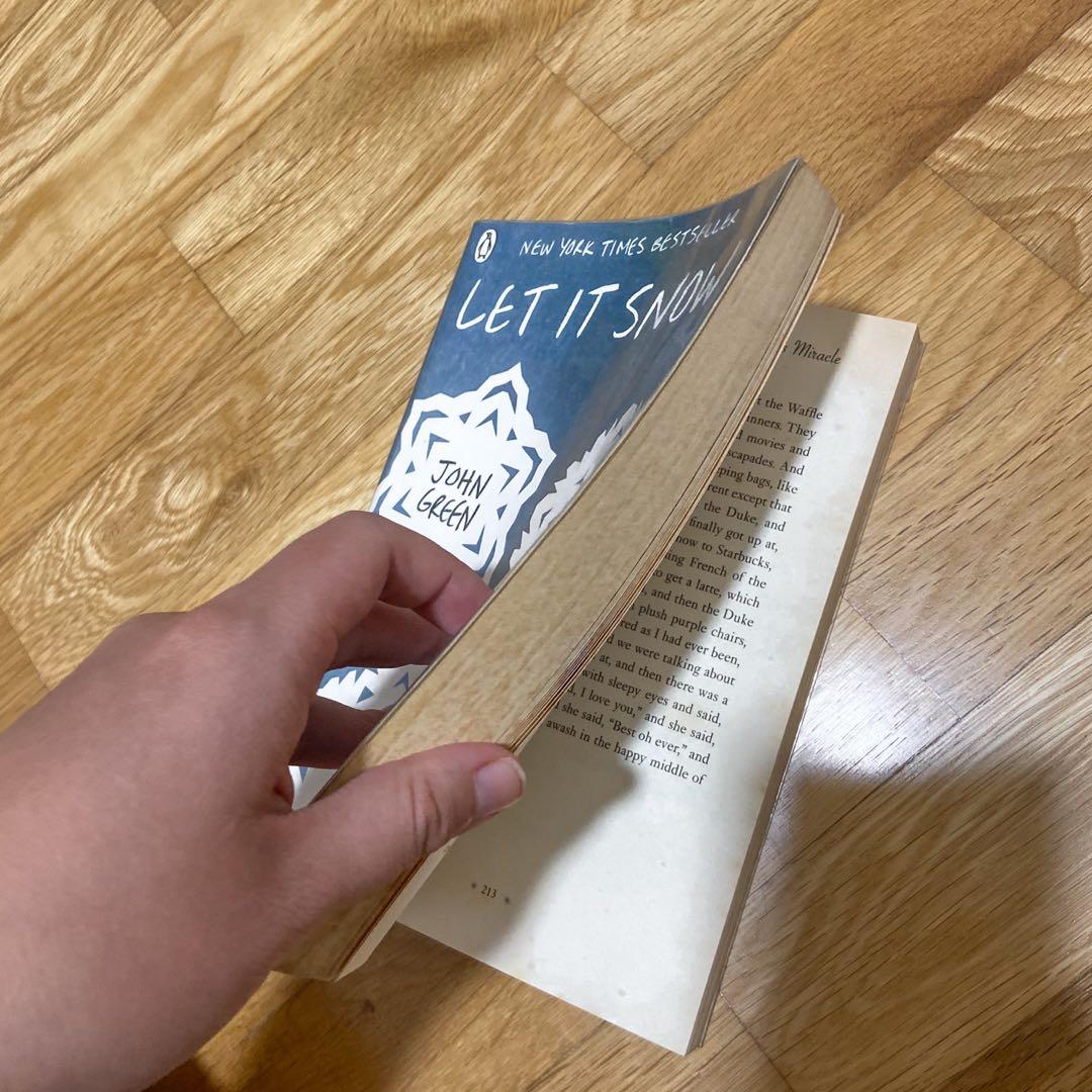 Let It Snow John Green Maureen Johnson Lauren Myracle Christmas let-it-snow-john-green-maureen-johnson-lauren-myracle-christmas