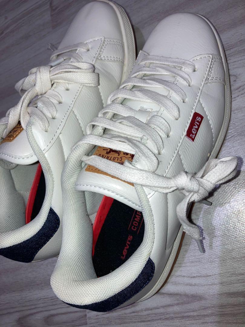 Levis white shoes, Men's Fashion, Footwear, Sneakers on Carousell