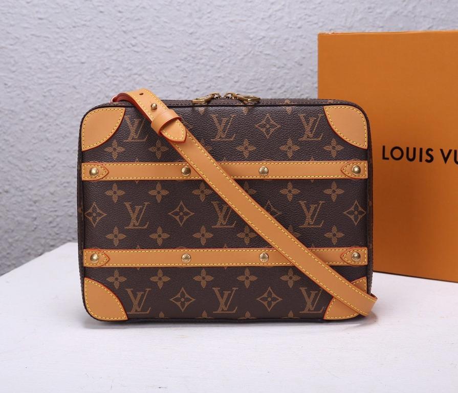 Soft trunk messenger best sale pm