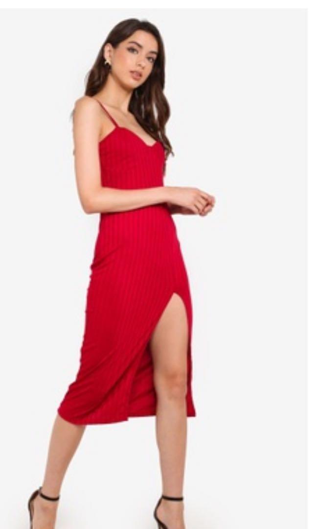 Red midi dress with slit hot sale