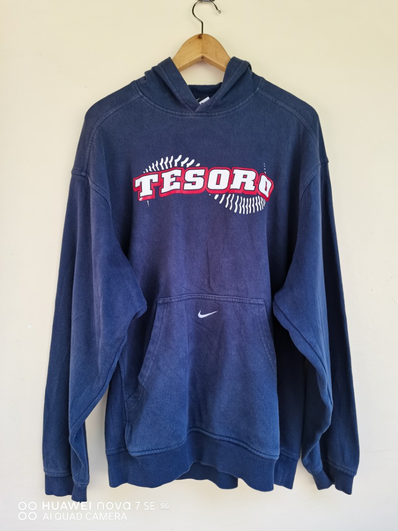 nike pocket swoosh hoodie