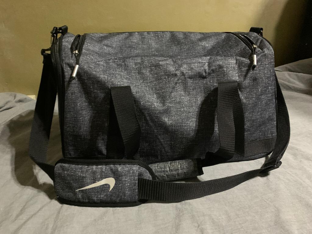 Nike sport iii duffle bag top