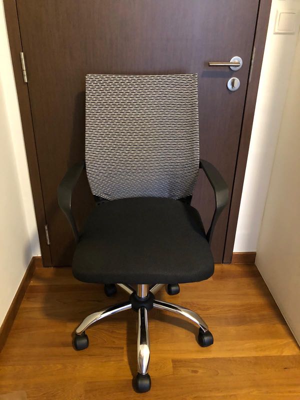 Office Chair Under 30, Furniture & Home Living, Furniture, Chairs on