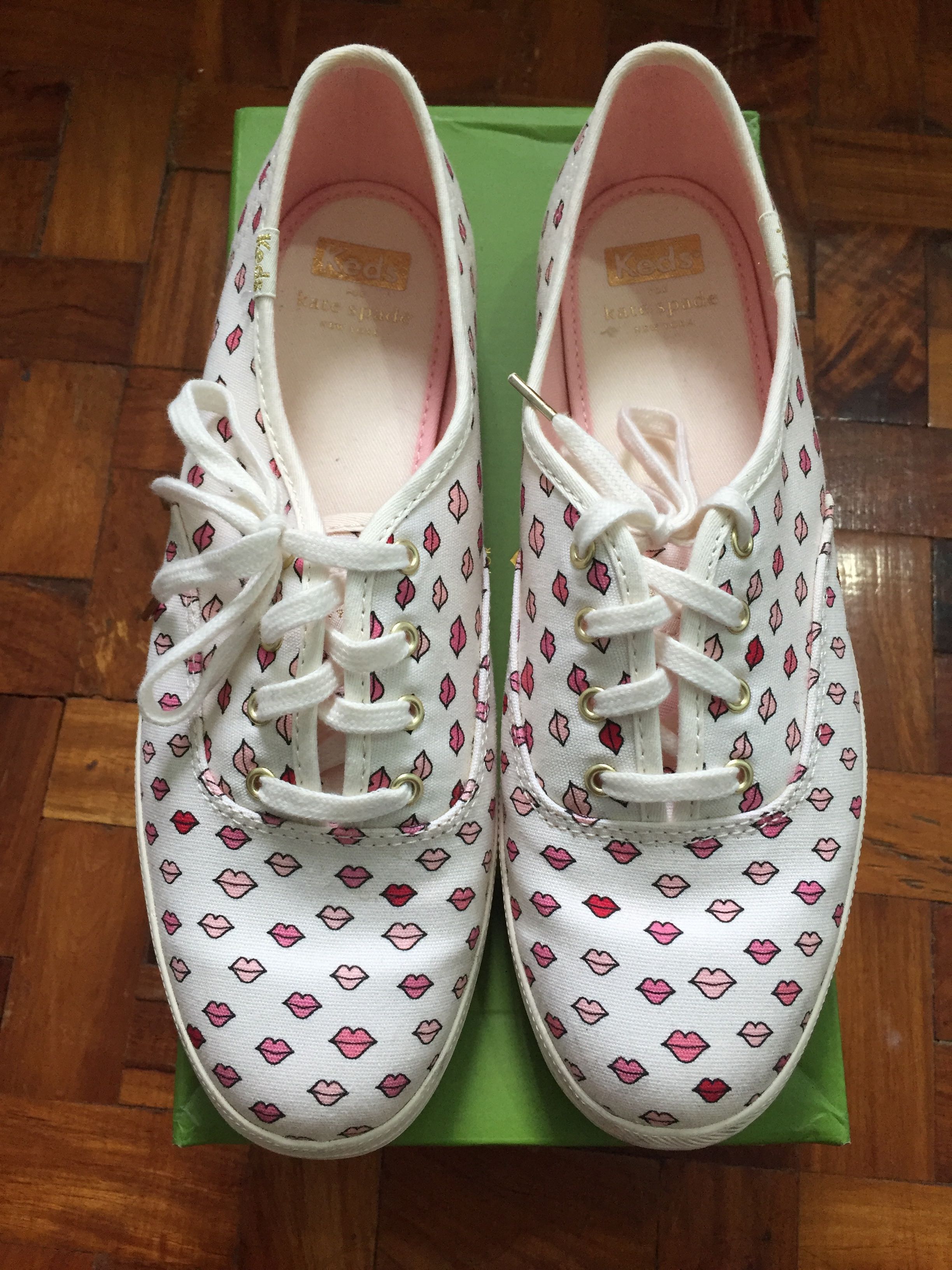Keds kate sale spade lips