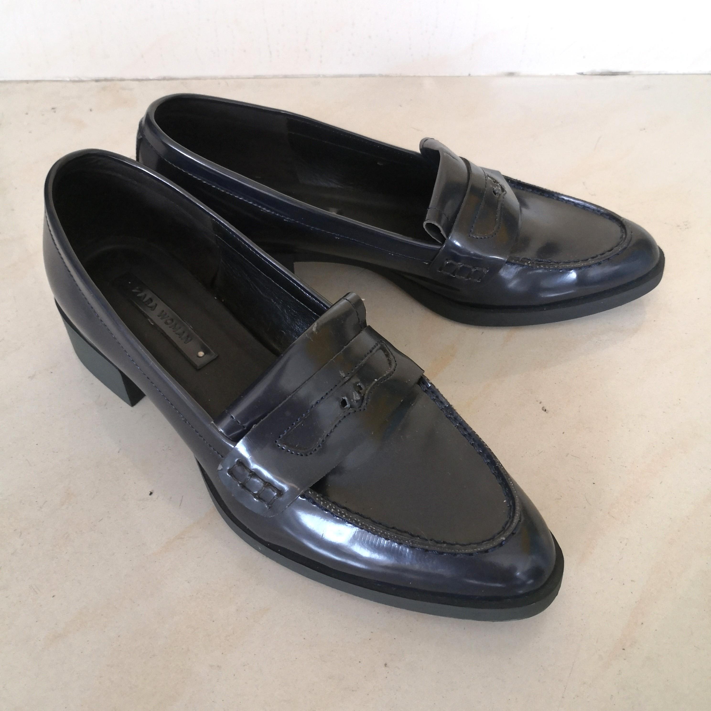 navy heeled loafers