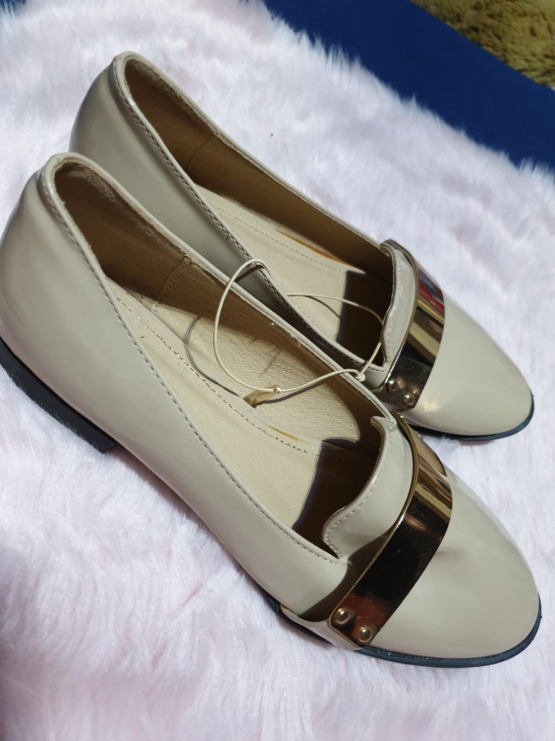 Parisian doll shoes, Women's Fashion, Footwear, Flats & Sandals on