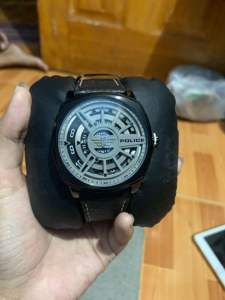 Police shop watch 15239j