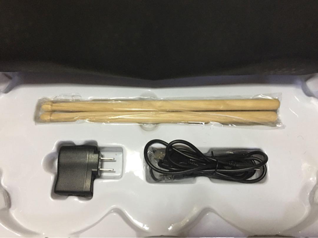 Portable Electronic Drums 9 pads silicone (Category: Musical Instruments) located in Manila. Submitted by dl_online_shop (Listing ID 1035117241, Image 2). Description: Brand new electronic drum pads Package includes: • 9 pads (open/close hi hat, 2 crash cymbals, hightom, ride cymbal, low floor tom, snare and bass. Also foot pedals are included. • drum sticks, adapters •with built in speaker Message us if you are interested Cash on delivery and Ca