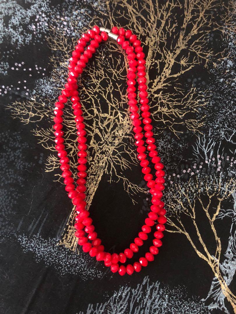 Red beads deals