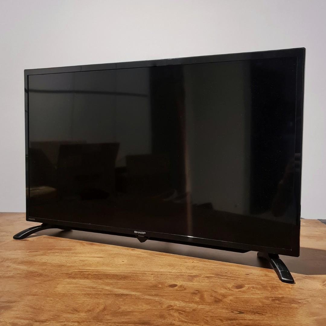 Sharp 32 Led Tv Electronics Tvs Entertainment Systems On Carousell