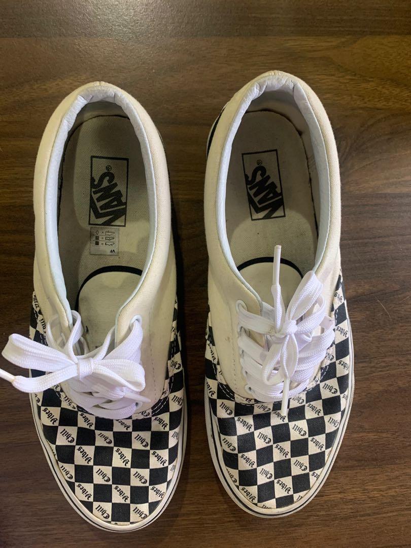 Vans era chill vibes online