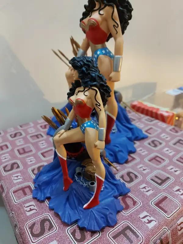 Wonder Woman mini statue (Category: Figurines & Statues) located in Pasig City. Submitted by flash0526 (Listing ID 1035244772, Image 3). Description: I am selling the limited edition, cold-cast porcelain MINI STATUE. It's in 1:12 scale with dimensions of 6 inches height, 5 & 1/8 inches width, and 4 & 1/4 inches depth. It no longer has original packaging but statue will be well-protected with foam, bubble wraps and a rigid box. Payment via GCash. 