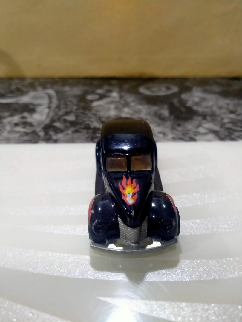 Hot wheels 40 online ford 2 door 1982