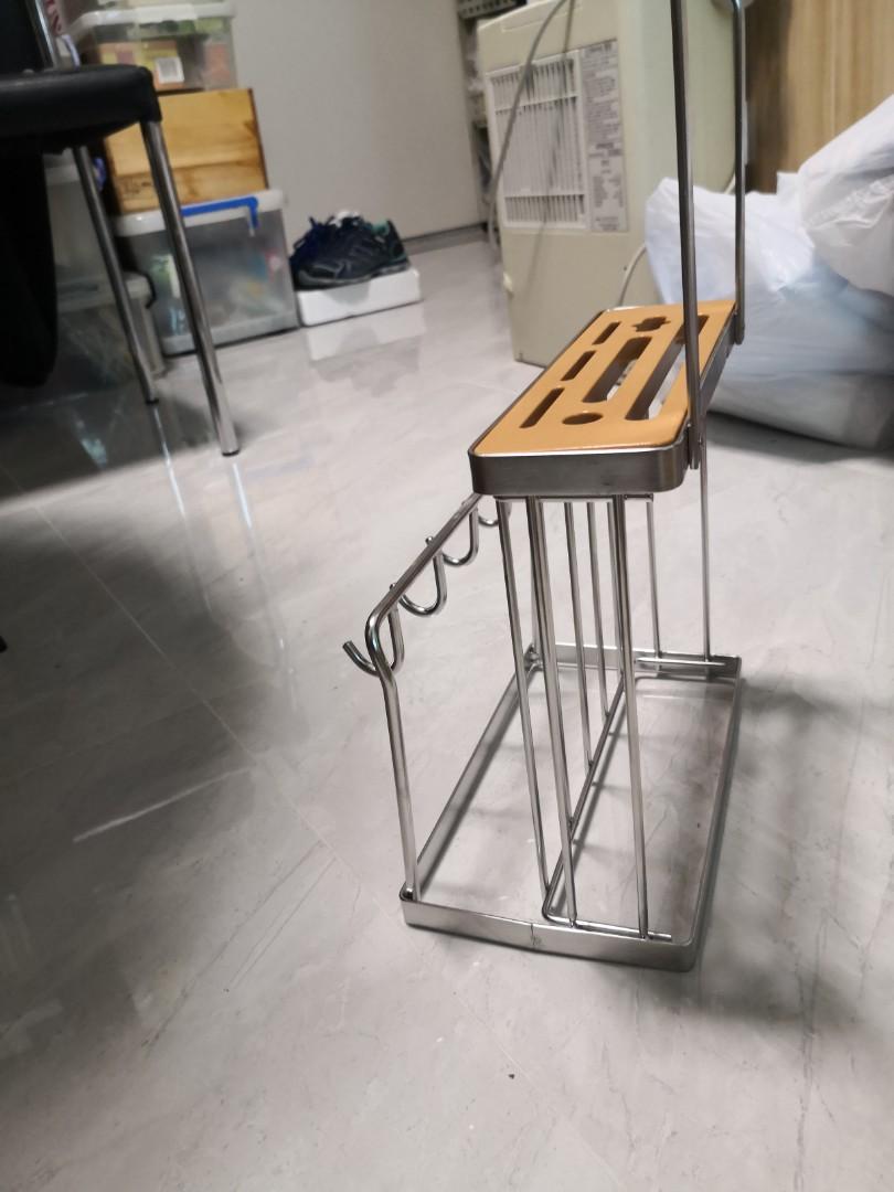 刀架 （分類：炊具及配件）位於 Hong Kong。 由 phasd236 提交（商品編號 1035347440，圖片 3）。簡介： 全新，因重覆購買。故多出一个。
