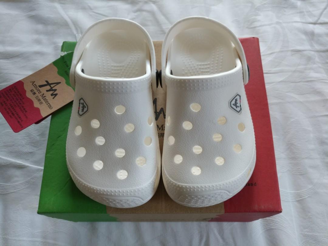 沙灘拖洞洞鞋crocs 2-3歲, 兒童＆孕婦用品 