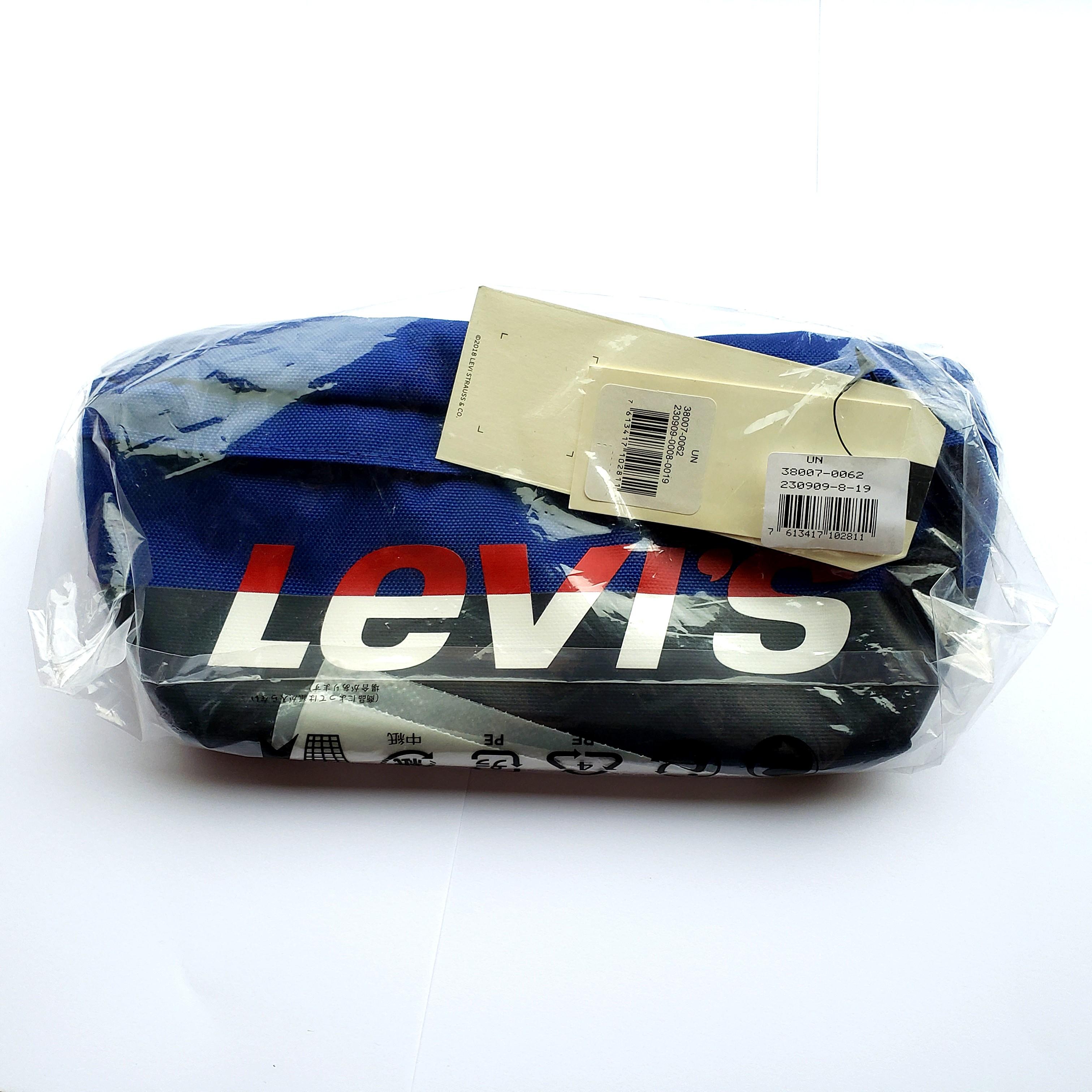 levi's waist bag