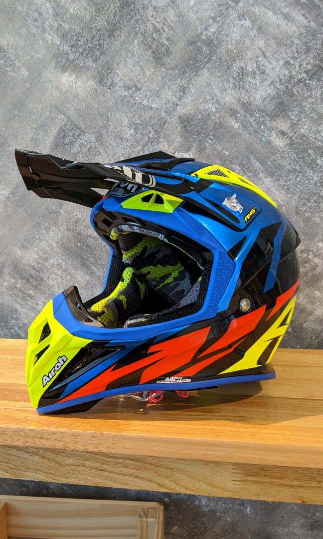 Airoh aviator 2.3 great blue top