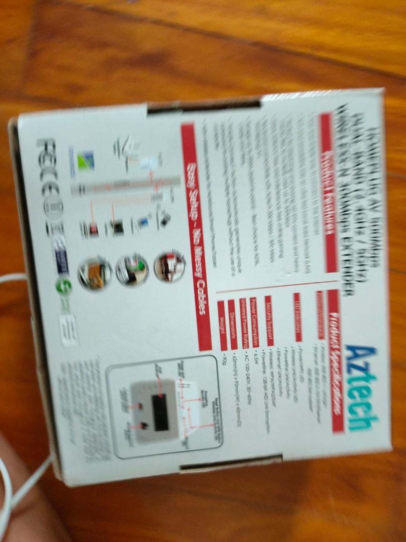 Aztech wireless extender (Category: Networking) located in Singapore. Submitted by gaaymenon (Listing ID 1035336271, Image 3). Description: never used. still in box.