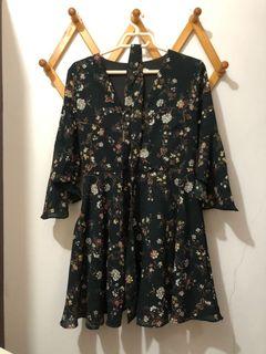 BANGKOK unbranded green floral wrap dress with tie (used once)