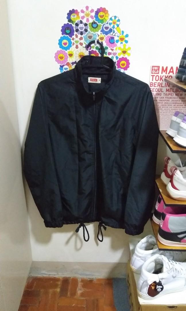 Bench Windbreaker