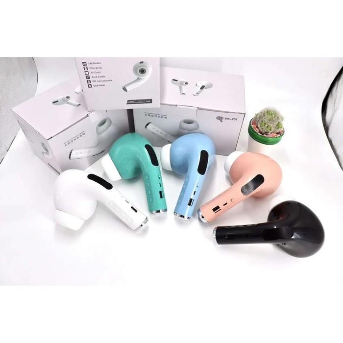 Big pea sales headphones speaker