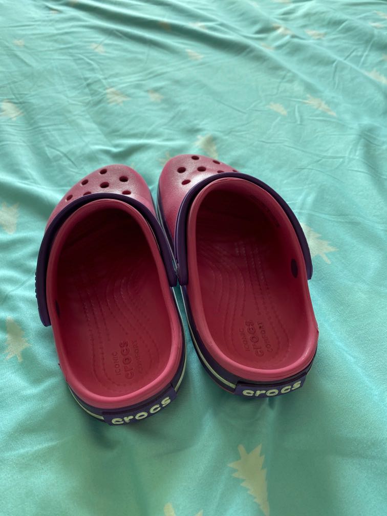 red crocs size 11