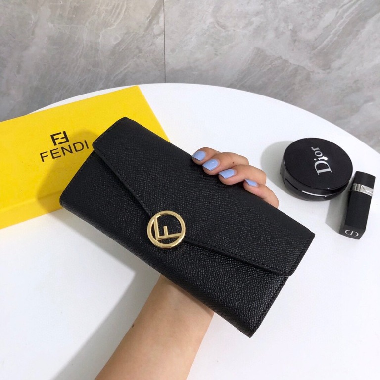 FENDI CONTINENTAL WALLET Women s Fashion Bags Wallets Purses Pouches on Carousell