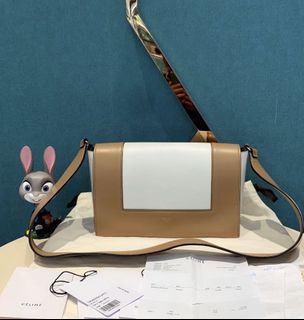 （分類：）位於 。 由 monpetitsac 提交（商品編號 1035368849，圖片 1）。簡介： 。