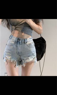 (Category: ) located in . Submitted by peekabooooo (Listing ID 1035356199, Image 1). Description: .
