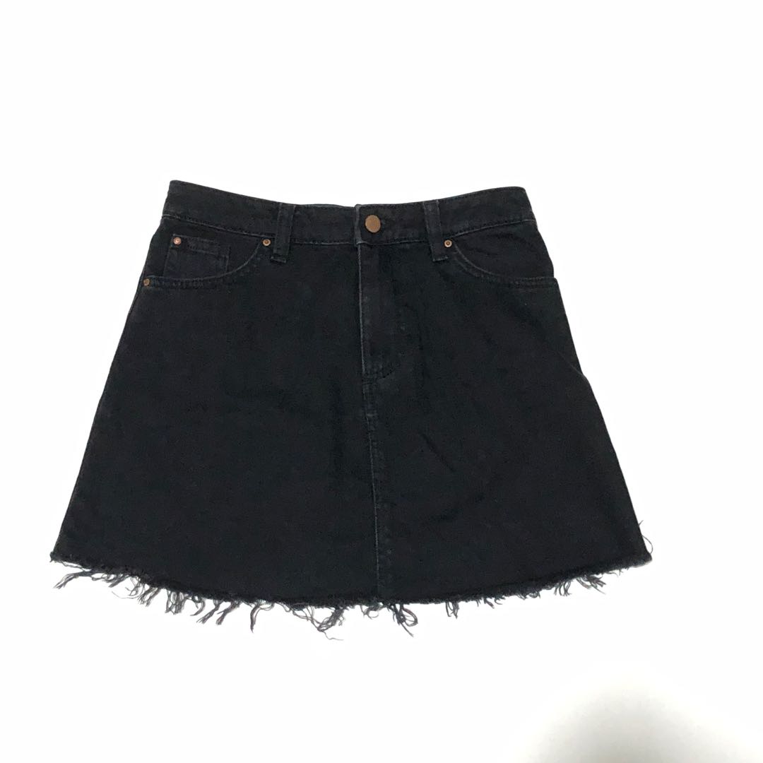 h&m black denim skirt
