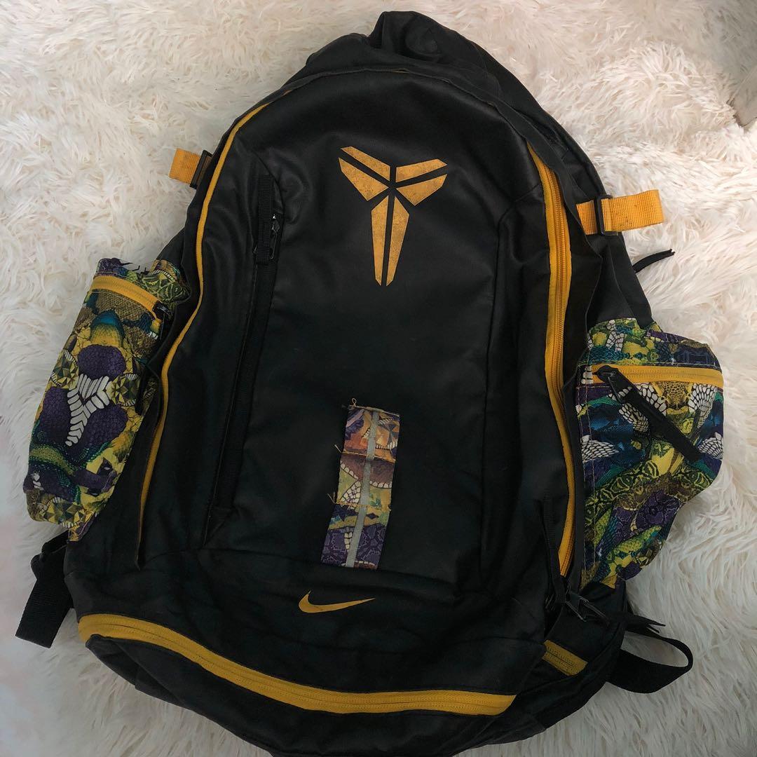 Kobe backpack outlet black and yellow