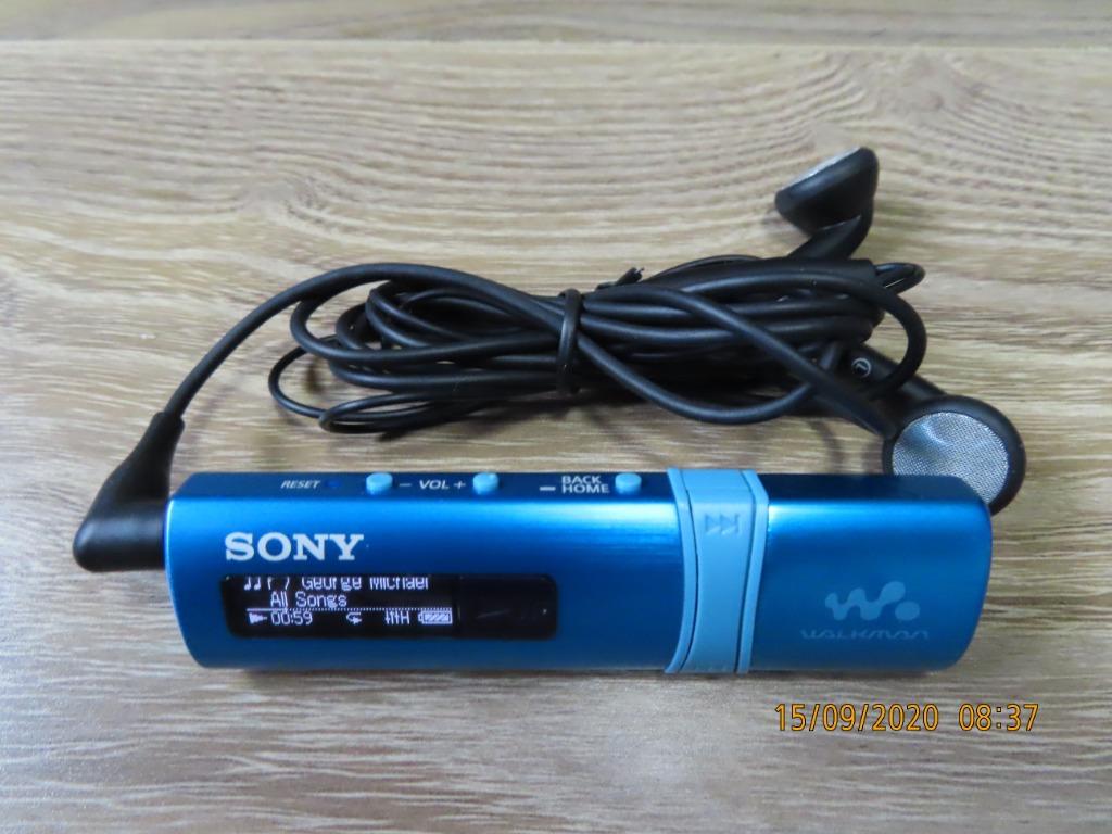 Sony NWZ-B183F Walkman MP3 Player With Built In USB 4GB Internal Memory ...