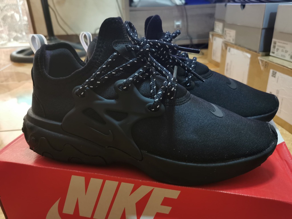 Nike presto react noir hot sale