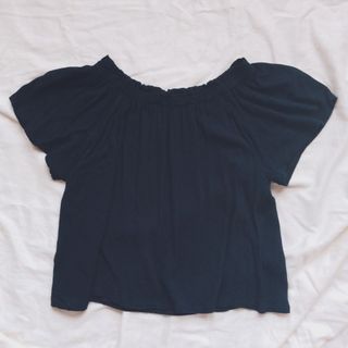 (Category: ) located in . Submitted by clariseee (Listing ID 1035364009, Image 1). Description: .