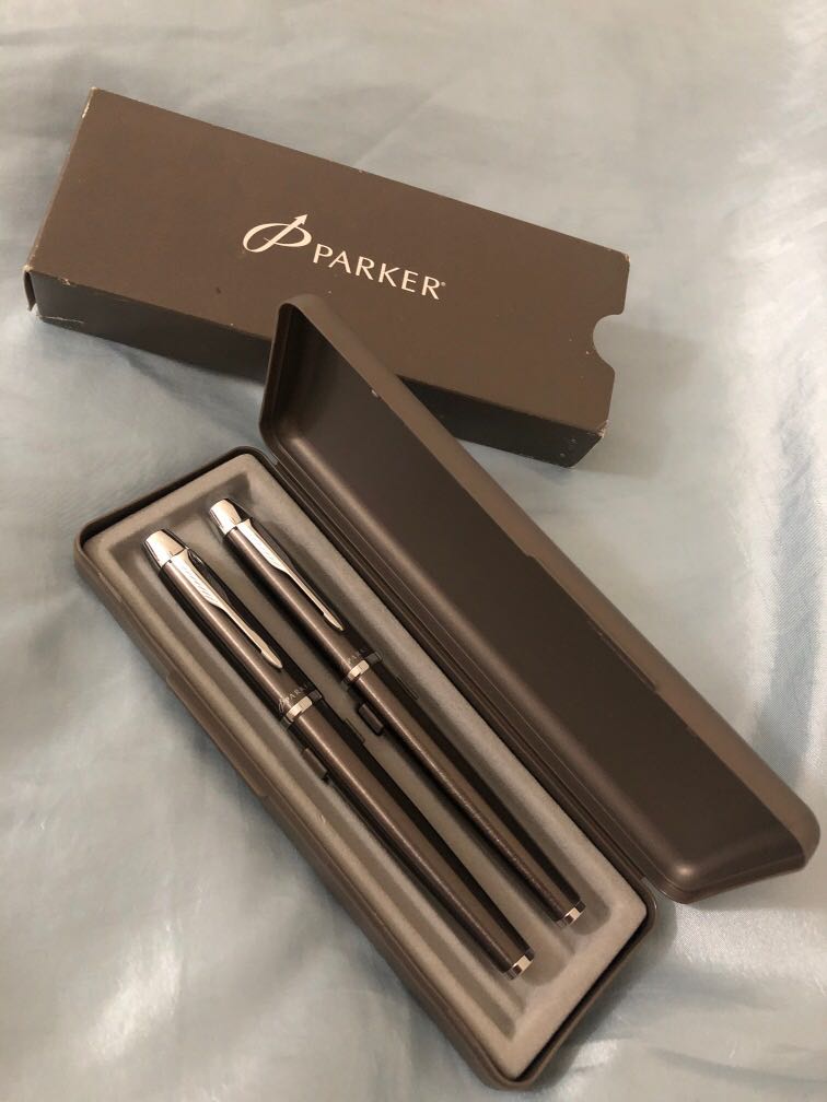 Parker pen box hotsell