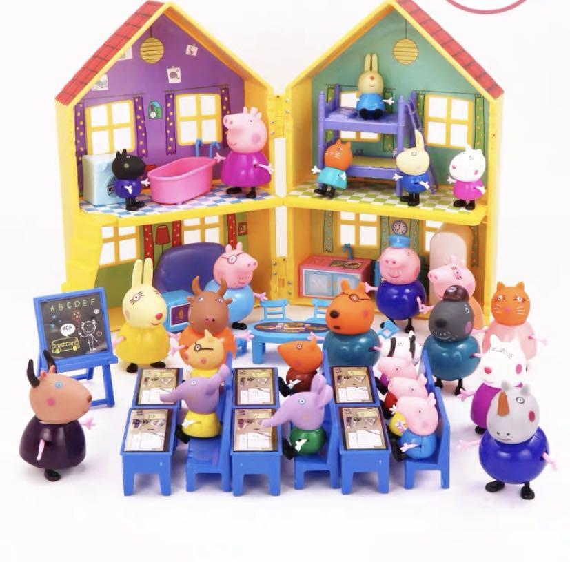 Peppa Pig Toy sets - 25 Figurines，Double side yellow house , Classroom,  Hobbies & Toys, Toys & Games on Carousell
