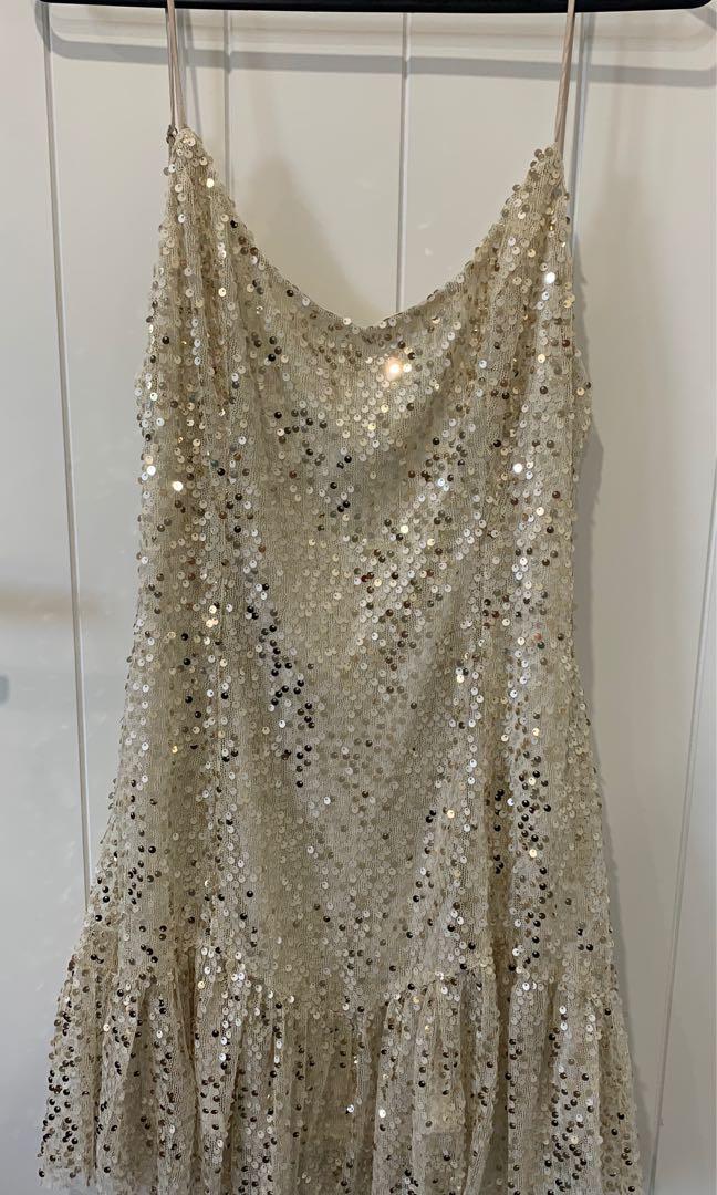 Princess Polly gold sparkle sequin dress, Women's Fashion, Clothes on  Carousell