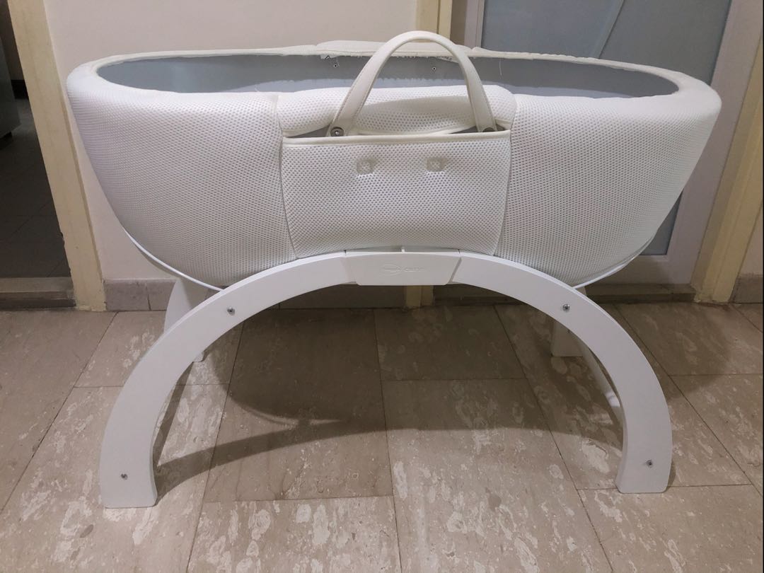 shnuggle dreami moses basket