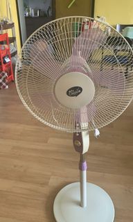 (Category: ) located in . Submitted by zxone (Listing ID 1035375827, Image 1). Description: .