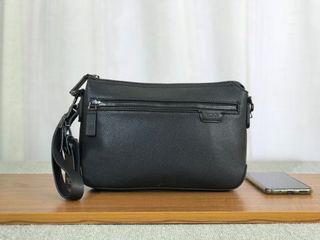 tumi clutch malaysia